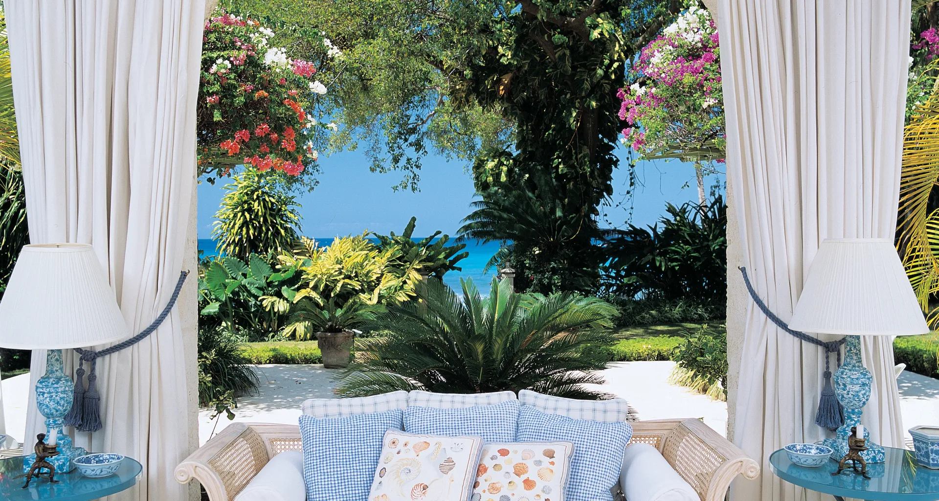 Mango Bay Lounge, Larry Warren Architect, Barbados